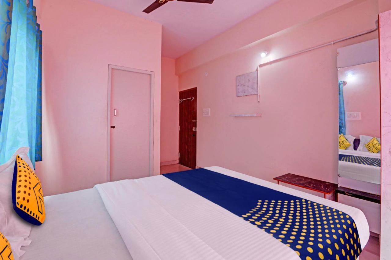 Oyo Hotel C P Residency ไมซอร์ ภายนอก รูปภาพ